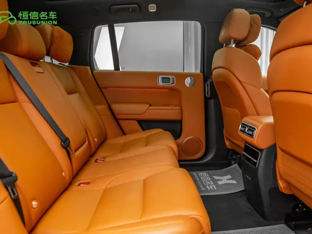 Li Auto L7 — Фото автомобиля 11