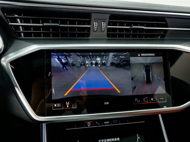 Audi A7L — Фото автомобиля 9