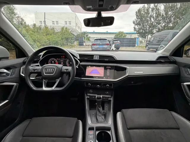 Audi Q3 — Фото автомобиля 8