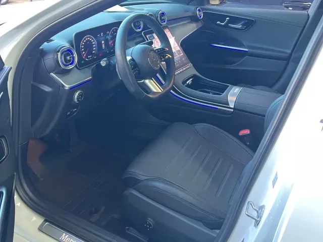Mercedes-Benz C-Class — Фото автомобиля 4