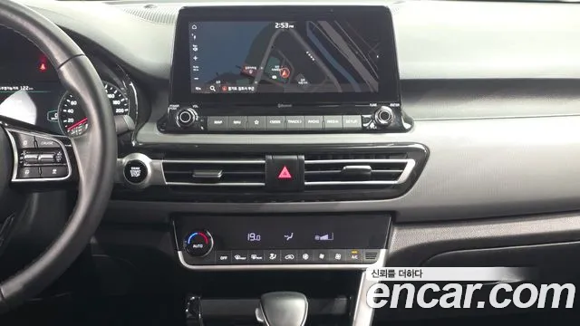 Kia Seltos Seltos Бензин 1.6 турбо 2WD — Фото автомобиля 13