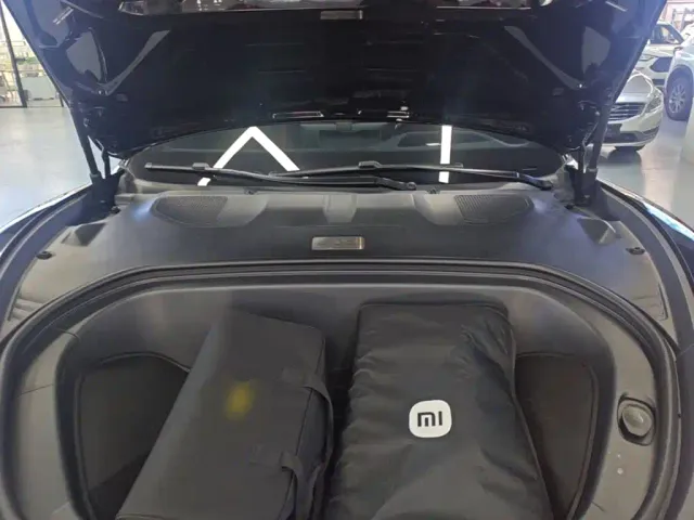 Xiaomi SU7 Ultra — Фото автомобиля 15