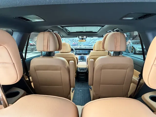 Li Auto ONE — Фото автомобиля 16