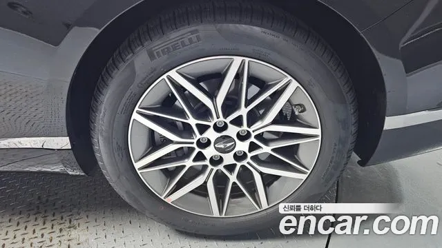 Genesis G80 Бензин 2.5 турбо 2WD — Фото автомобиля 18