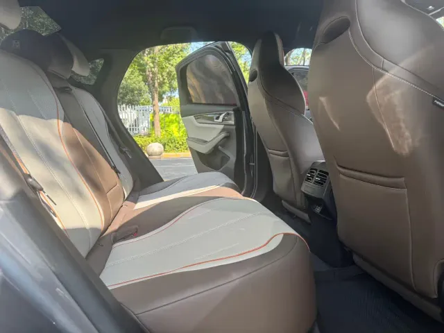 BYD Qin PLUS — Фото автомобиля 13