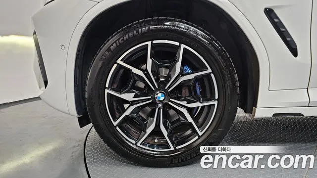 BMW X4 xDrive20i M Sport — Фото автомобиля 5