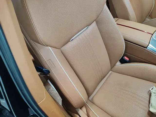 Hongqi H9 — Фото автомобиля 24