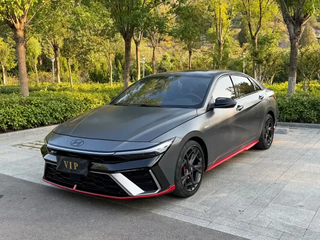Фотография автомобиля — Hyundai Elantra