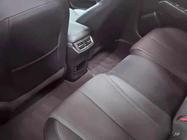 BYD Qin L — Фото автомобиля 5