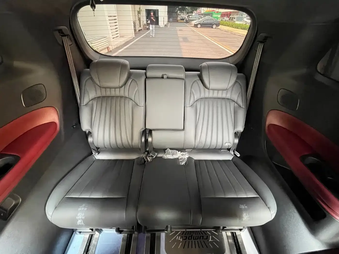 GAC Trumpchi Trumpchi M8 2023 Model Master Series 400T Flagship Edition — Фото автомобиля 19