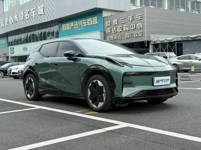 Zeekr X — Фото автомобиля 3