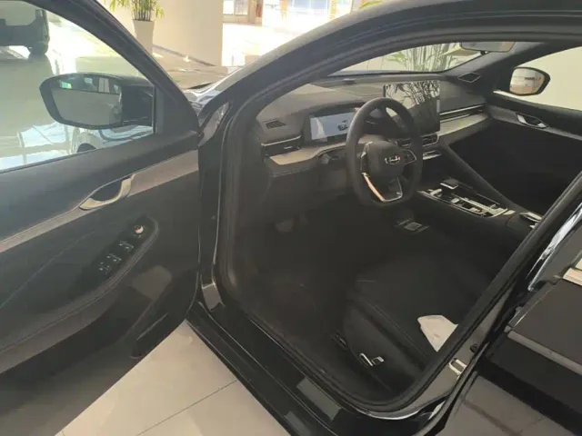 Geely Xingrui — Фото автомобиля 15