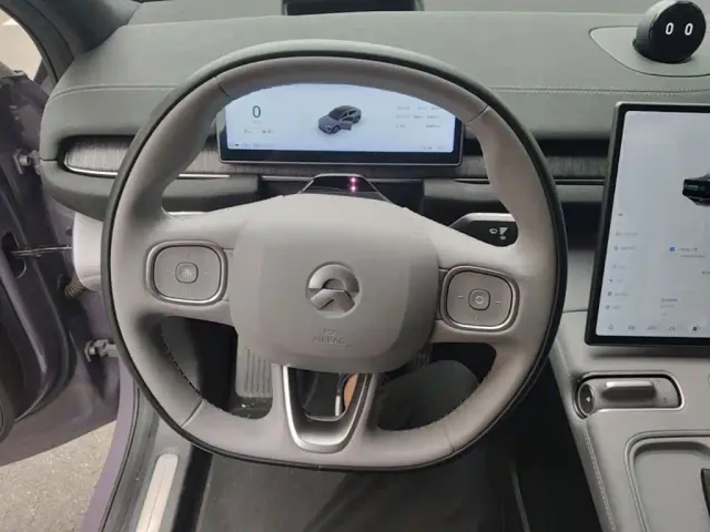 Nio EC6 — Фото автомобиля 10