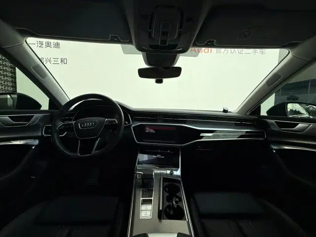 Audi A7 — Фото автомобиля 8