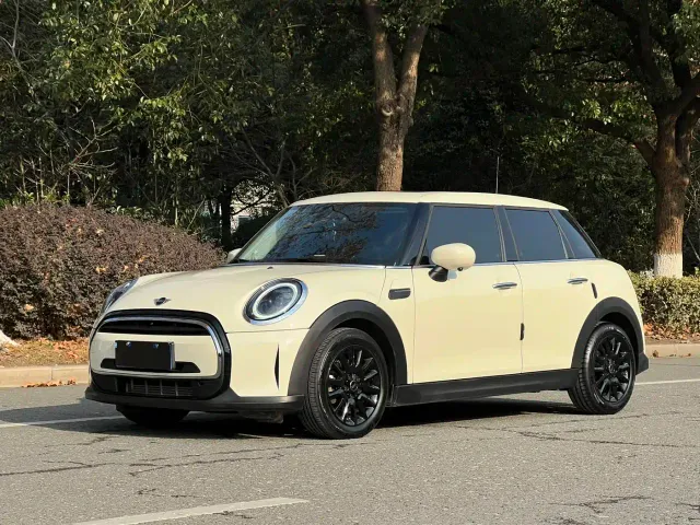 Фотография автомобиля — MINI Hatch