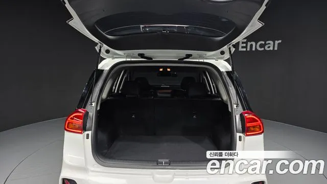 Kia Niro Niro Plus Earth — Фото автомобиля 13