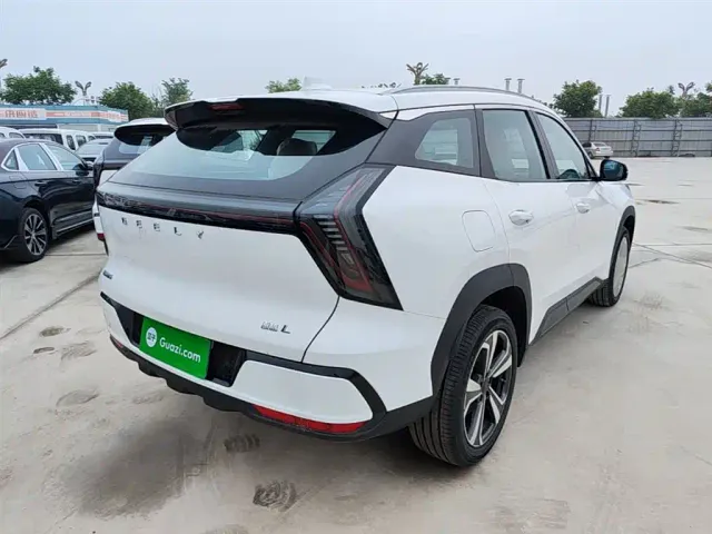 Geely Boyue L — Фото автомобиля 6
