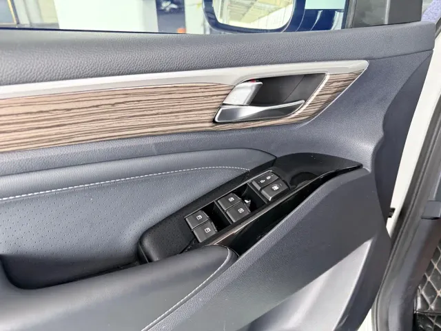 GAC Trumpchi M8 — Фото автомобиля 9