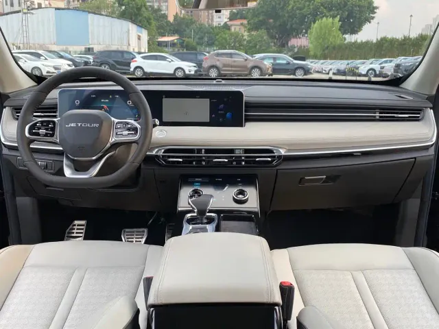 Jetour X70 PRO — Фото автомобиля 10