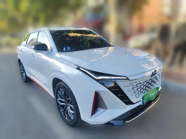 Changan Z6 — Фото автомобиля 23