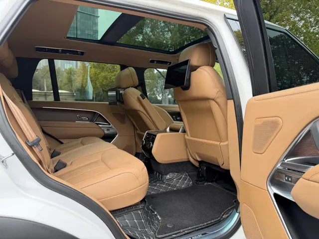 Land Rover Range Rover — Фото автомобиля 23