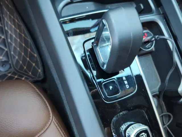 Volvo XC60 — Фото автомобиля 6