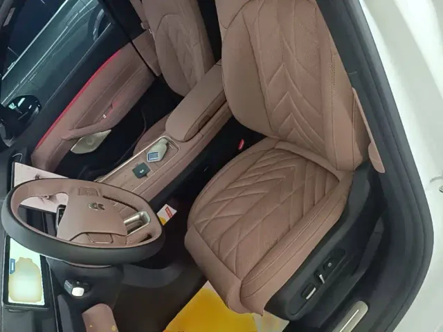Nio EC6 — Фото автомобиля 14