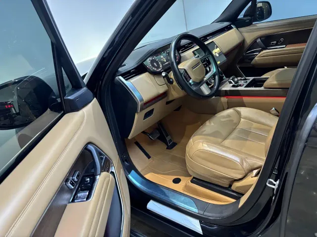 Land Rover Range Rover — Фото автомобиля 10