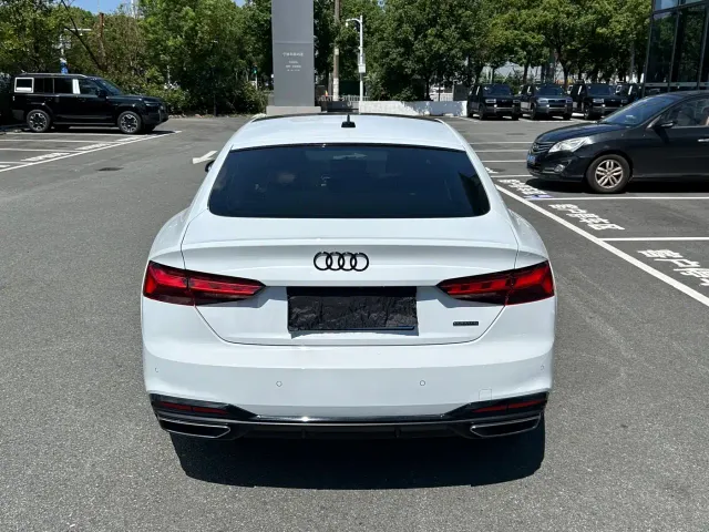 Audi Audi A5 (Import) 2024 Sportback 40 TFSI quattro Luxury Dynamic — Фото автомобиля 14