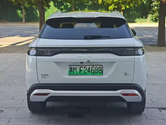 BYD Song L DM-i — Фото автомобиля 8
