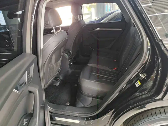 Audi Q5L — Фото автомобиля 16