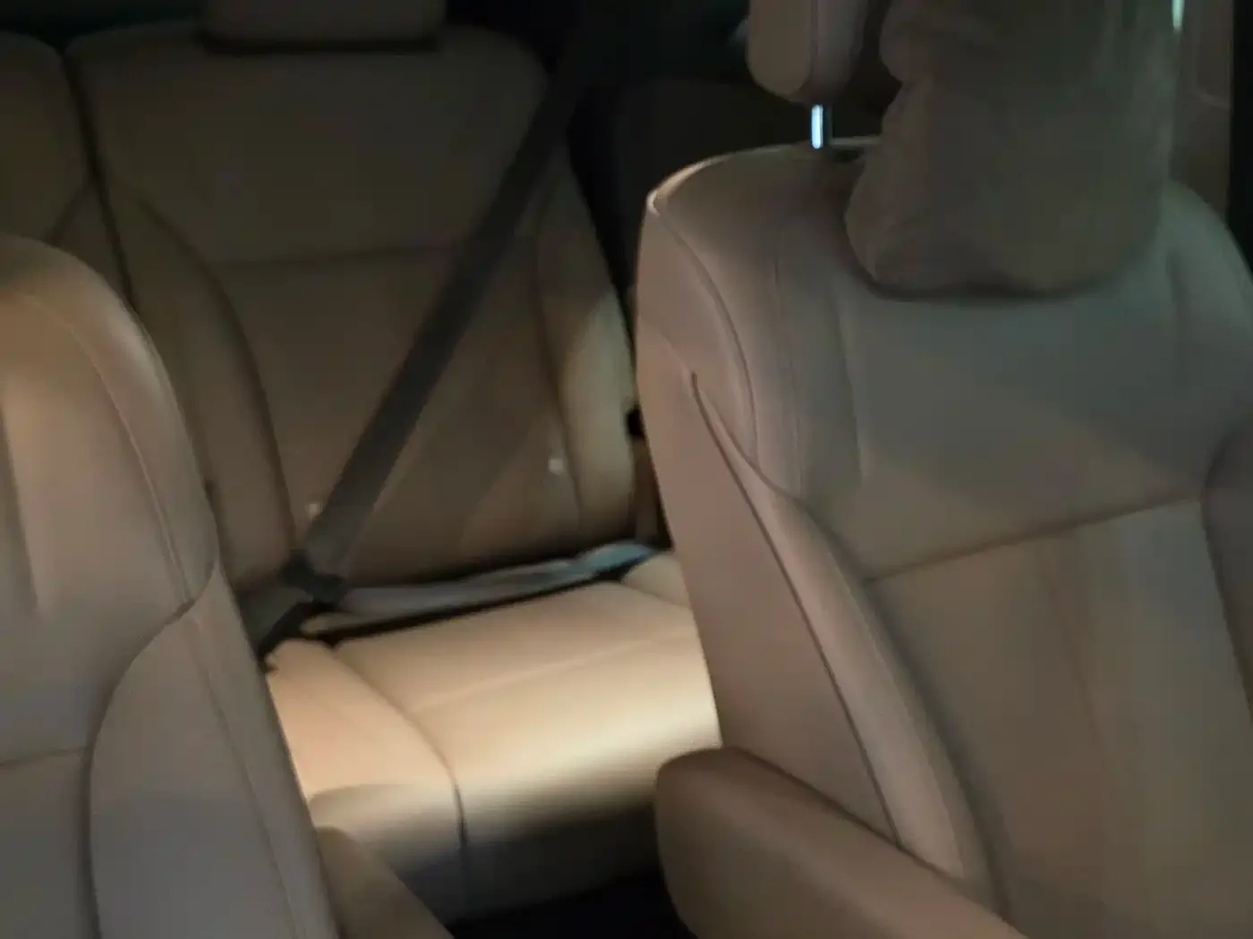 Li Auto Li i8 2025 Standard Edition — Фото автомобиля 2