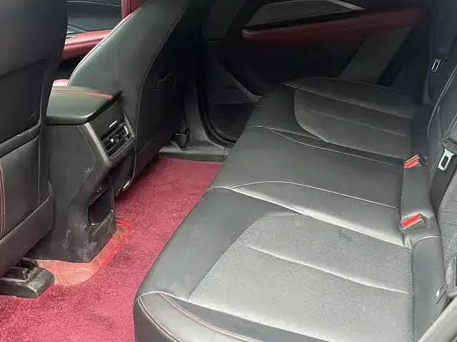Changan Z6 — Фото автомобиля 4