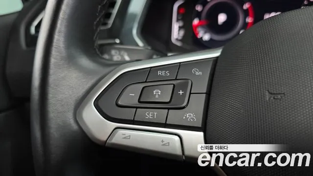 Volkswagen Tiguan — Фото автомобиля 14
