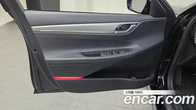 Hyundai Grandeur New — Фото автомобиля 13