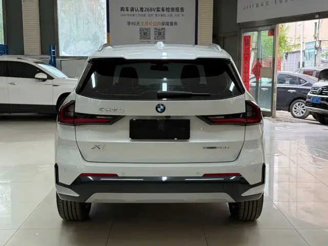 BMW X1 — Фото автомобиля 5