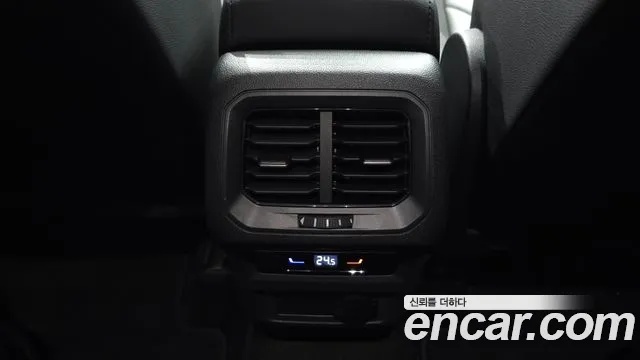 Volkswagen Tiguan — Фото автомобиля 30