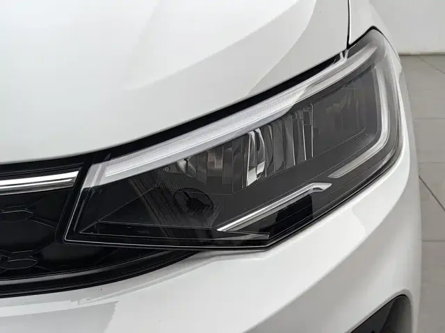 Volkswagen Lavida — Фото автомобиля 7