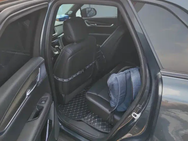 Cadillac XT5 — Фото автомобиля 11
