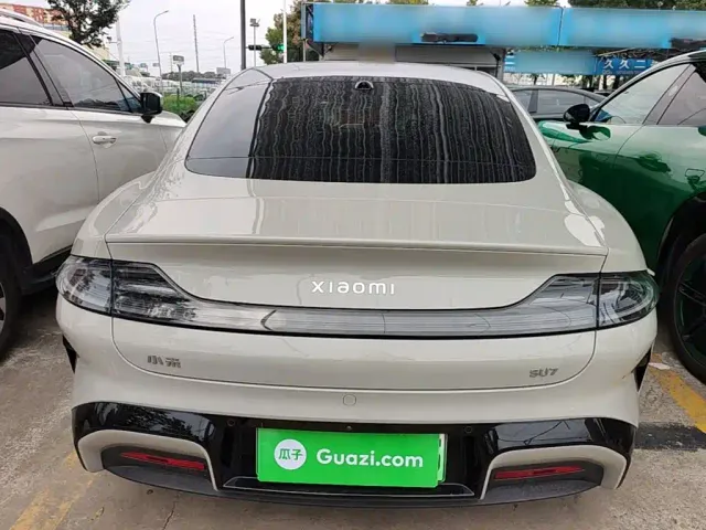 Xiaomi SU7 — Фото автомобиля 3