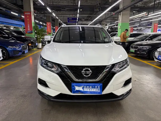 Nissan Qashqai — Фото автомобиля 3