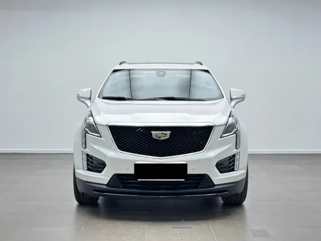 Cadillac XT5 — Фото автомобиля 2