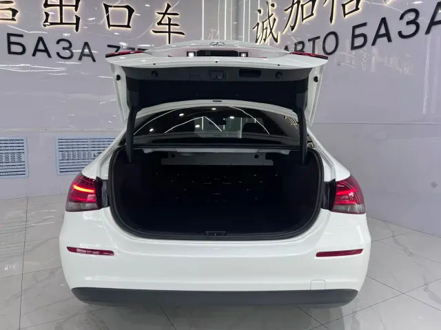 Mercedes-Benz A-Class — Фото автомобиля 18