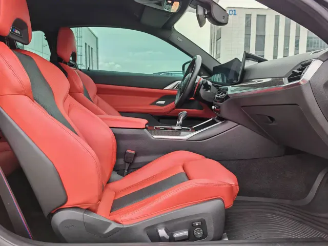 BMW M4 — Фото автомобиля 24