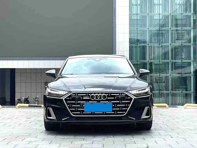 Audi A7L — Фото автомобиля 2