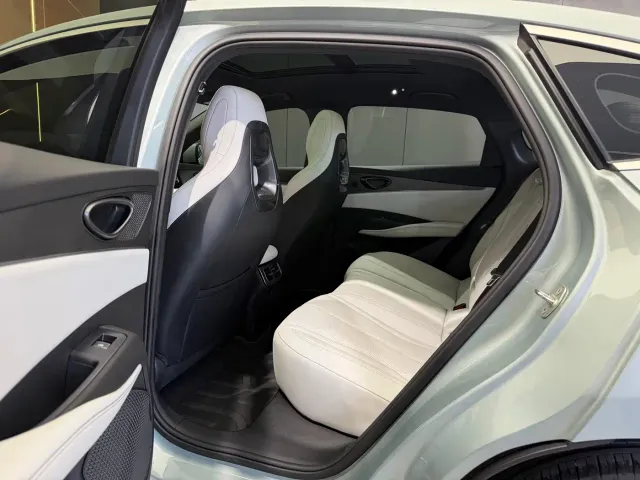 BYD Seal 06 — Фото автомобиля 9