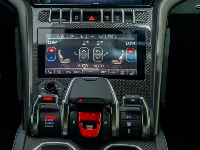 Lamborghini Urus — Фото автомобиля 6