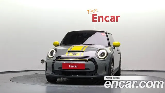 MINI Cooper Cooper Electric — Фото автомобиля 3