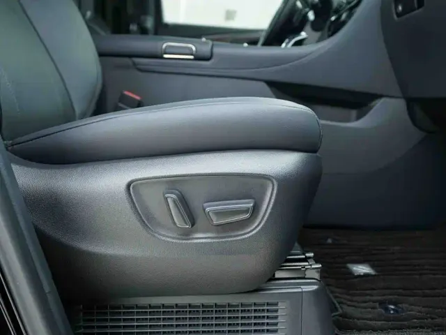 Toyota Alphard — Фото автомобиля 21