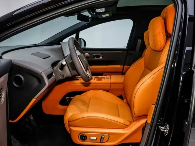 Li Auto Li Auto i6 2025 4WD Base Model — Фото автомобиля 5